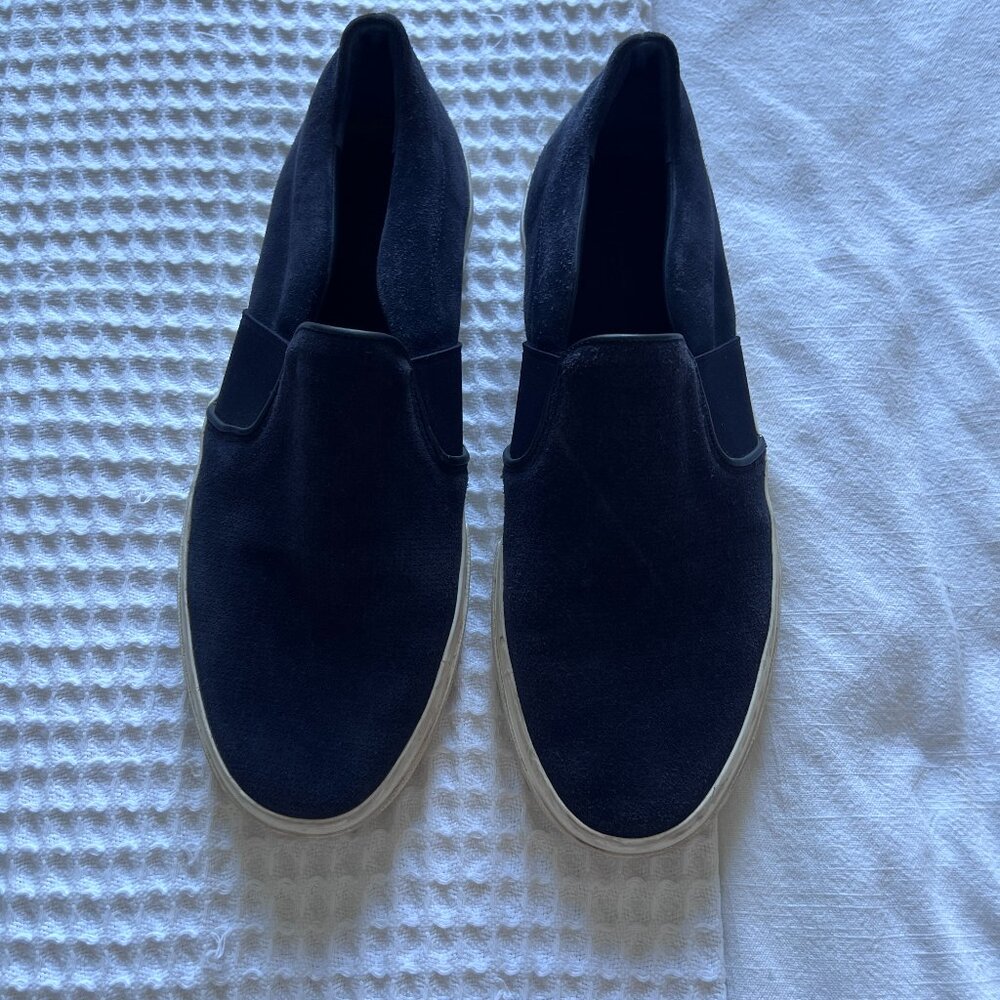 Vince Mens Slip On Suede Sneaker